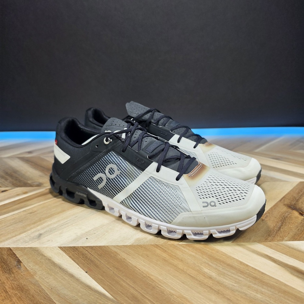 On Cloudflow 2.0 Men's 13 Black White Running Athletic Shoes Swiss Engineering